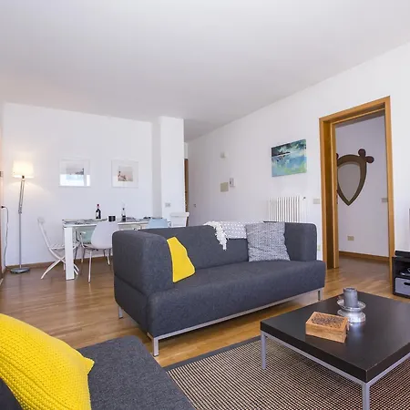 Appartement Gaeta Vista Lago San Siro (Lombardy)